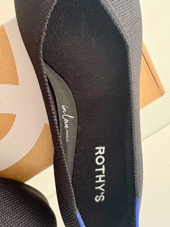 Rothy’s Black Pointed Flats 9.5 Wide | Blue Trim | Excellent Condition Like New - Picture 4 of 11